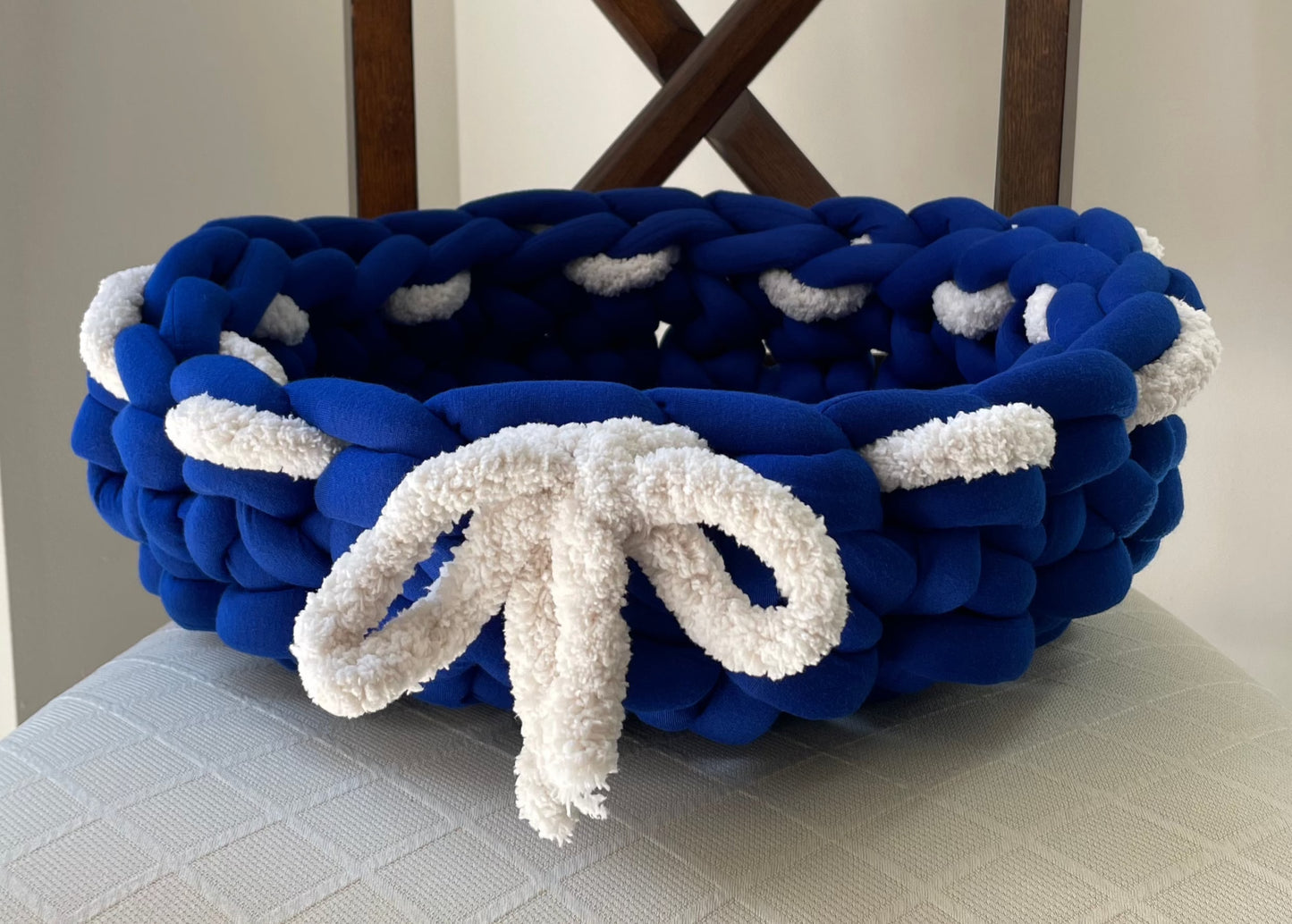 Hand-Crocheted Pet Bed by RAYA Crafts