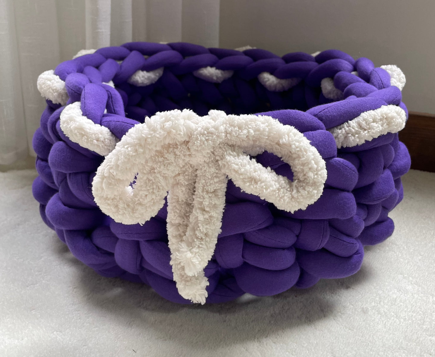 Hand-Crocheted Pet Bed by RAYA Crafts