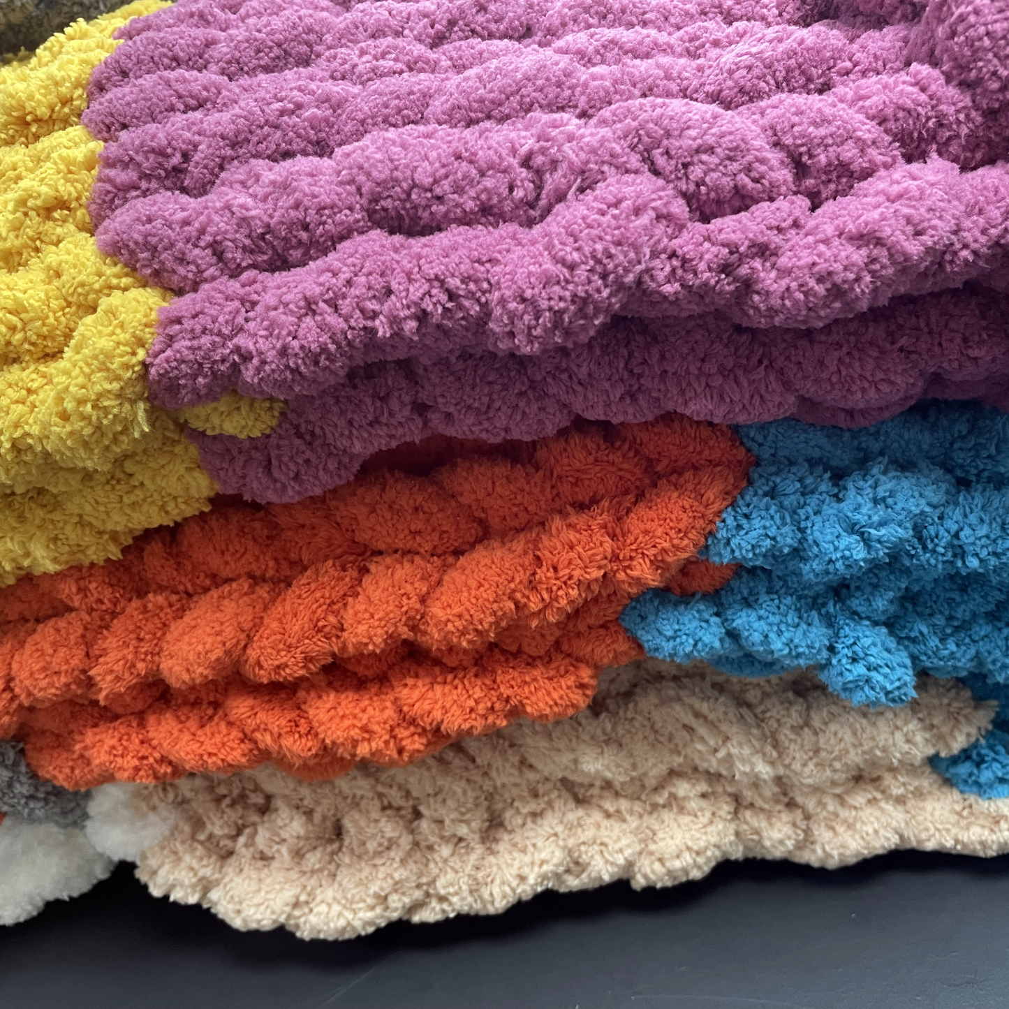 "Handmade chunky chenille yarn blanket" - Multicolor